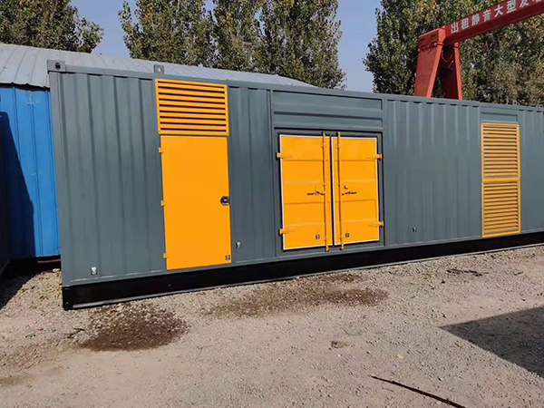 辉县300kw 柴油发电机组用多大的空气开关？